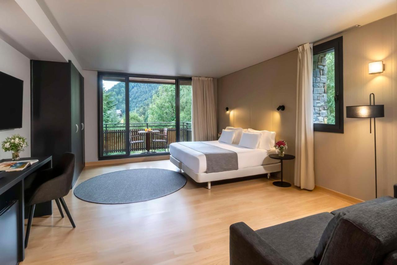 Nh Collection Andorra Palome Hotel Erts Bagian luar foto