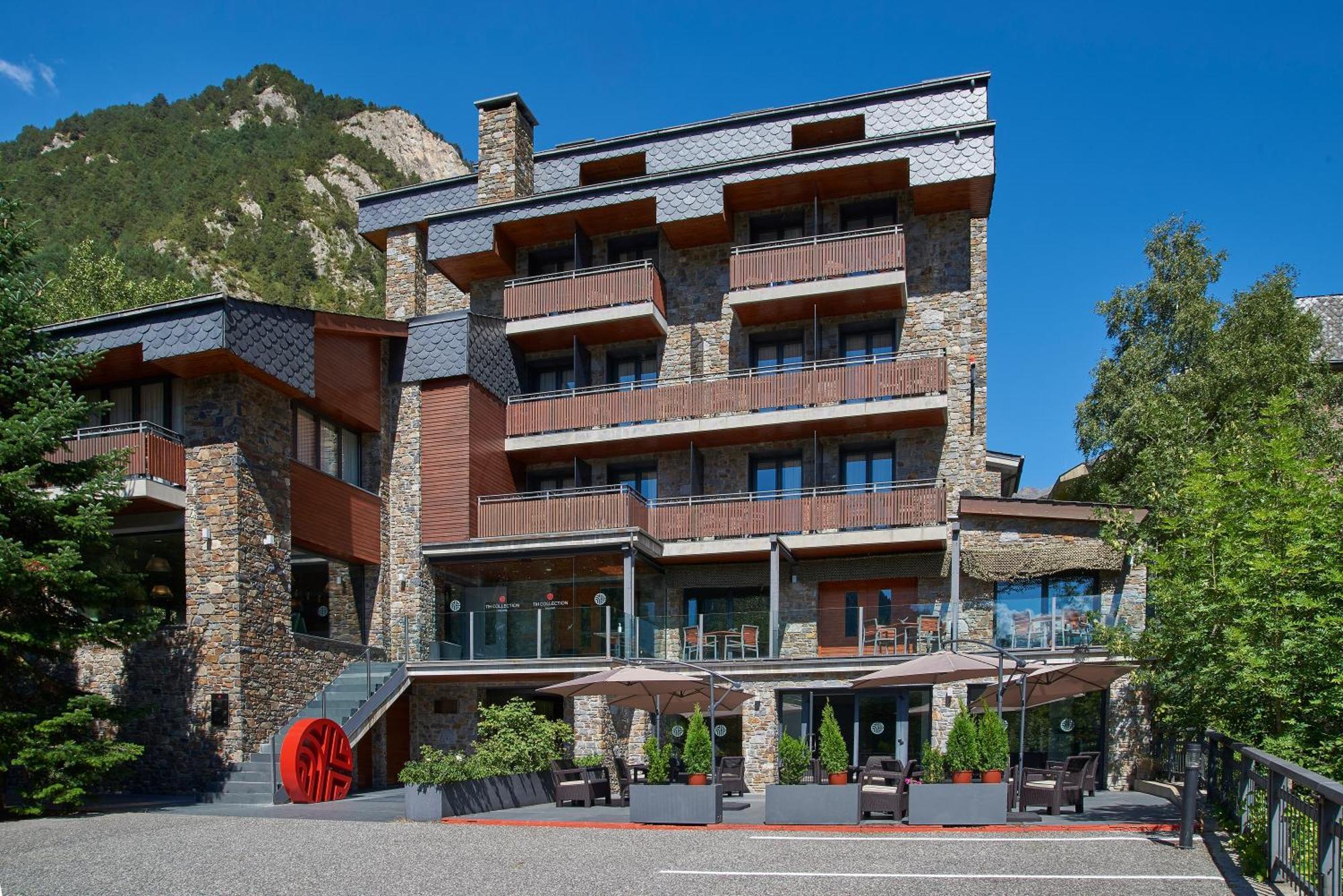Nh Collection Andorra Palome Hotel Erts Bagian luar foto