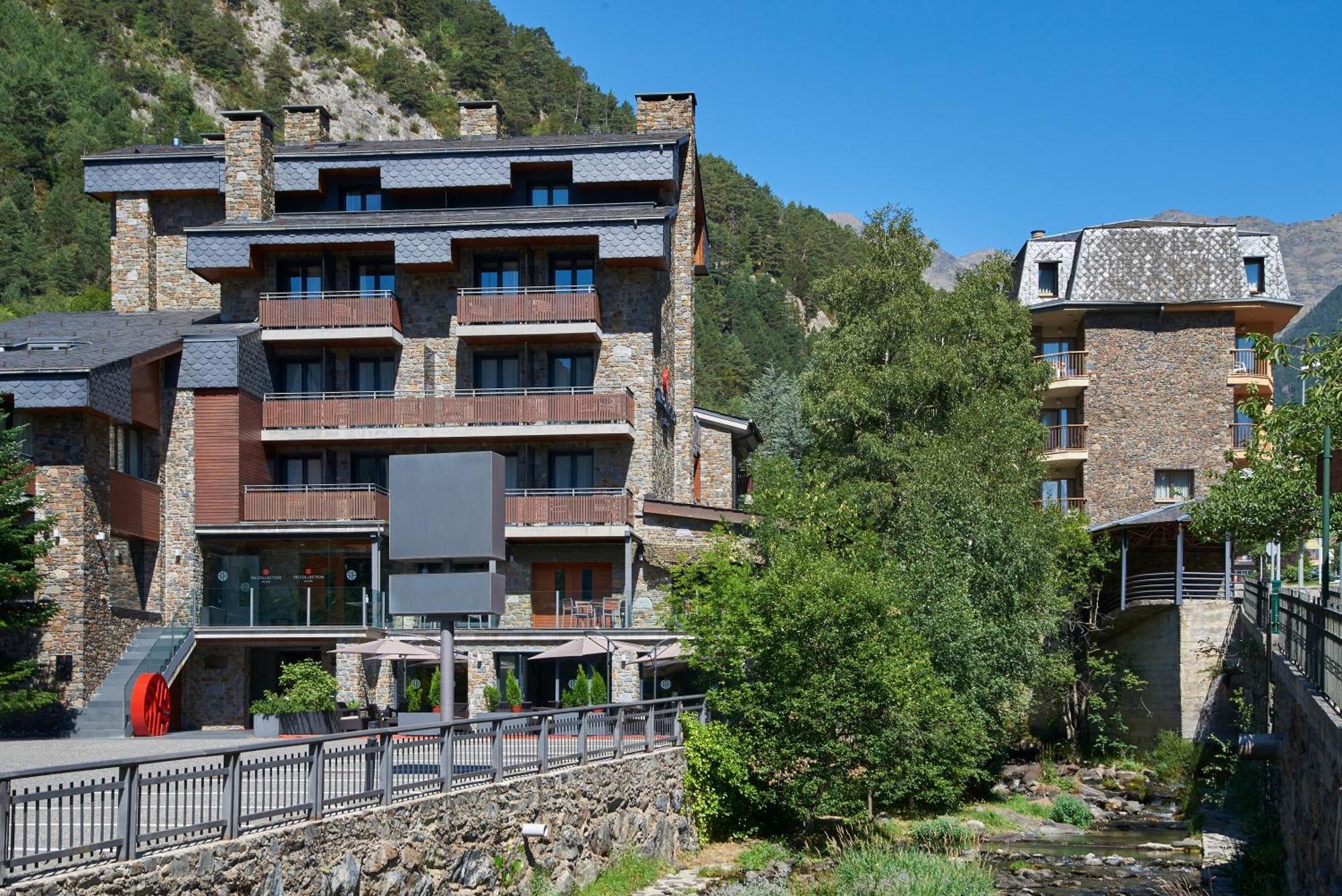 Nh Collection Andorra Palome Hotel Erts Bagian luar foto